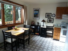 A Channel View Bed and Breakfast - dining